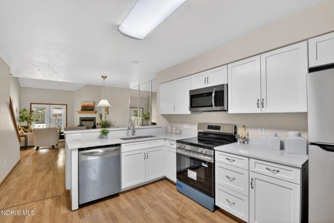 Tiny photo for 3134 Evergreen Road, Toledo, OH 43606 (MLS # 10007593)