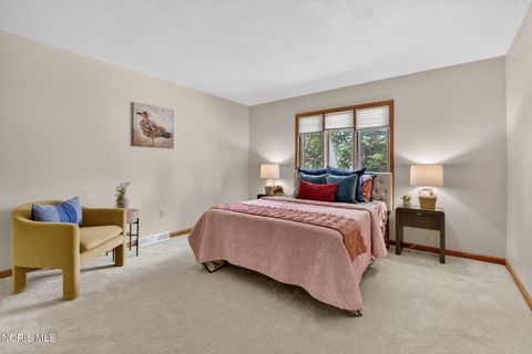 Tiny photo for 3134 Evergreen Road, Toledo, OH 43606 (MLS # 10007593)