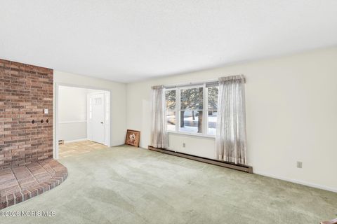 Tiny photo for 808 N Wintergarden Road, Bowling Green, OH 43402 (MLS # 10003362)