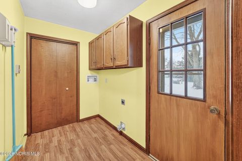 Tiny photo for 808 N Wintergarden Road, Bowling Green, OH 43402 (MLS # 10003362)