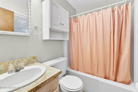 Tiny photo for 808 N Wintergarden Road, Bowling Green, OH 43402 (MLS # 10003362)