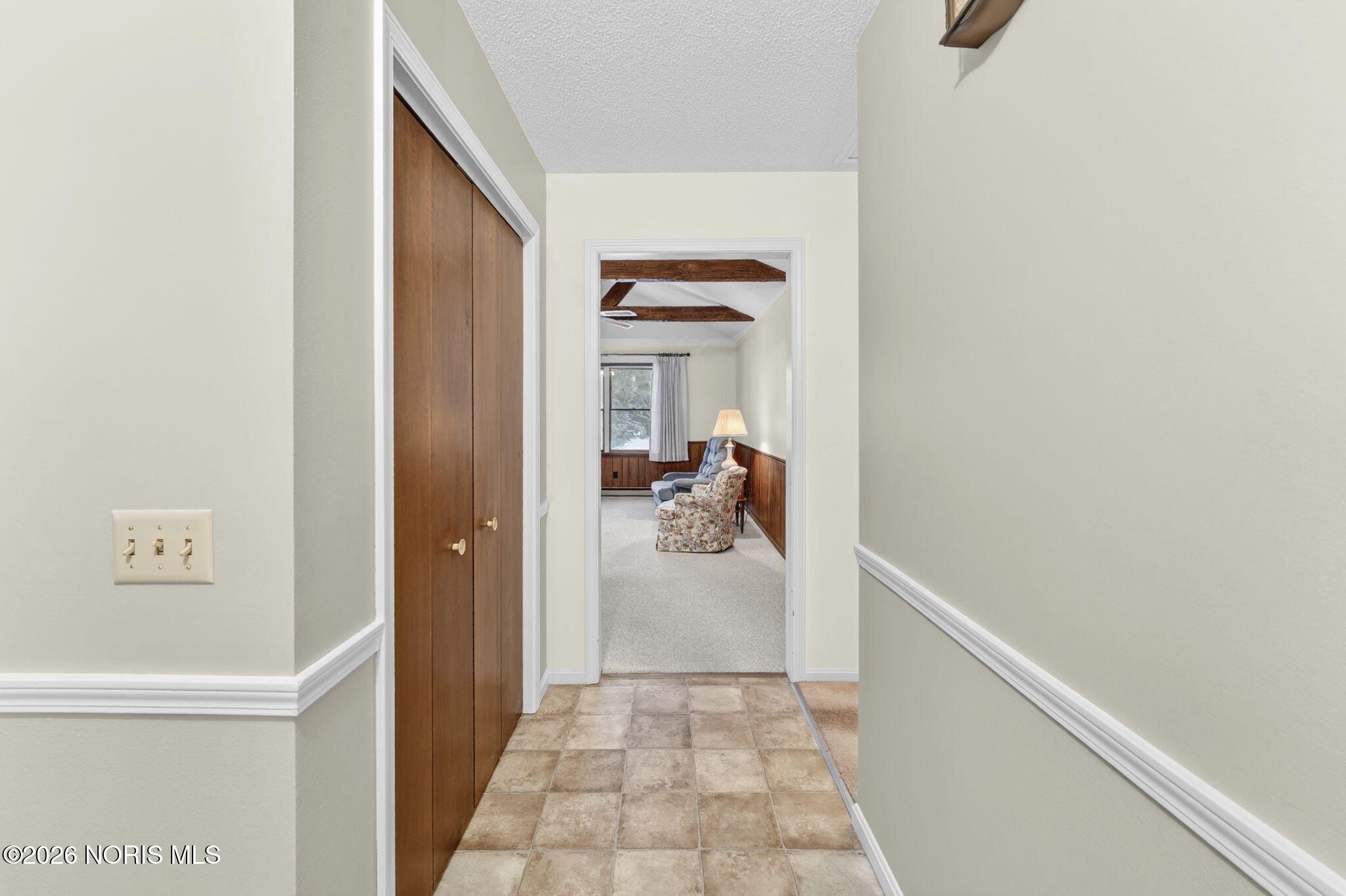 808 N Wintergarden Road