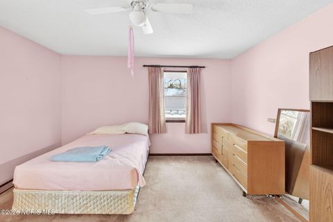 Tiny photo for 808 N Wintergarden Road, Bowling Green, OH 43402 (MLS # 10003362)