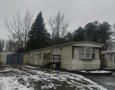 Photo of 535 W Gypsy Lane Road #Lot 308, Bowling Green, OH 43402 (MLS # 10002475)