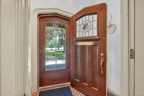 Tiny photo for 2151 Hawthorne Road, Ottawa Hills, OH 43606 (MLS # 10008453)
