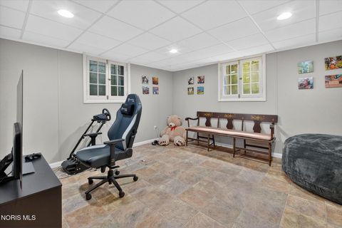Tiny photo for 2151 Hawthorne Road, Ottawa Hills, OH 43606 (MLS # 10008453)