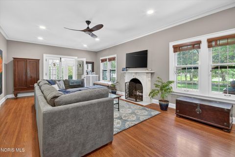 Tiny photo for 2151 Hawthorne Road, Ottawa Hills, OH 43606 (MLS # 10008453)