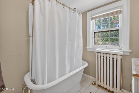 Tiny photo for 2151 Hawthorne Road, Ottawa Hills, OH 43606 (MLS # 10008453)