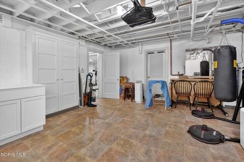 Tiny photo for 2151 Hawthorne Road, Ottawa Hills, OH 43606 (MLS # 10008453)