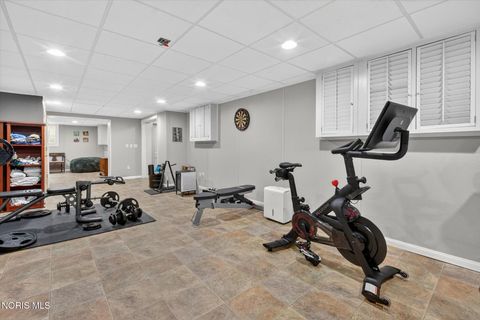 Tiny photo for 2151 Hawthorne Road, Ottawa Hills, OH 43606 (MLS # 10008453)