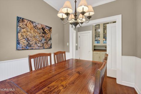 Tiny photo for 2151 Hawthorne Road, Ottawa Hills, OH 43606 (MLS # 10008453)