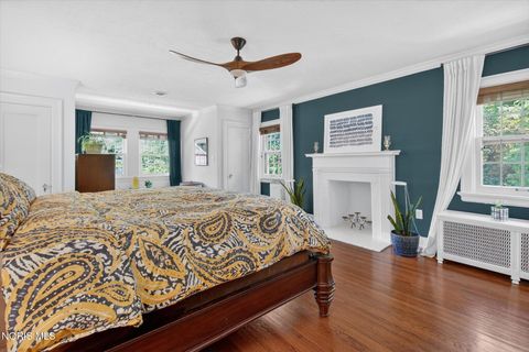 Tiny photo for 2151 Hawthorne Road, Ottawa Hills, OH 43606 (MLS # 10008453)
