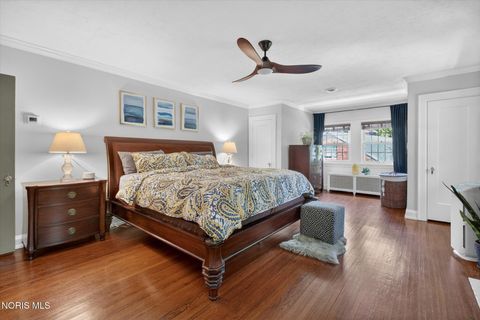Tiny photo for 2151 Hawthorne Road, Ottawa Hills, OH 43606 (MLS # 10008453)
