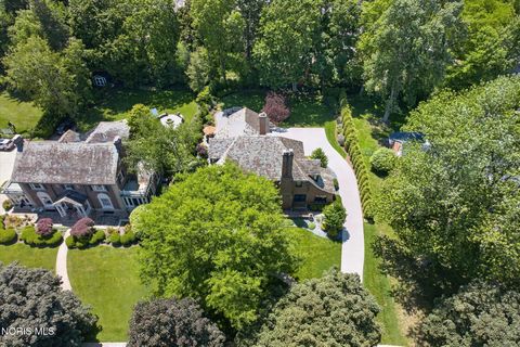 Tiny photo for 2151 Hawthorne Road, Ottawa Hills, OH 43606 (MLS # 10008453)