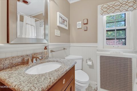 Tiny photo for 2151 Hawthorne Road, Ottawa Hills, OH 43606 (MLS # 10008453)