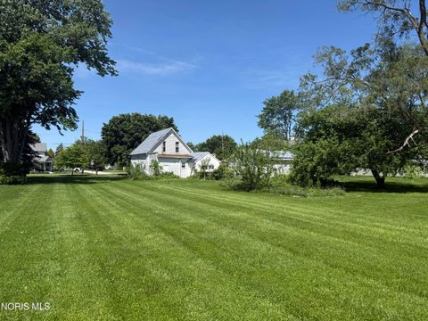 Tiny photo for 147 N Stahl Street, Bradner, OH 43406 (MLS # 10008069)