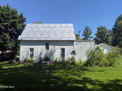 Tiny photo for 147 N Stahl Street, Bradner, OH 43406 (MLS # 10008069)