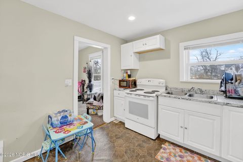 Tiny photo for 1501 Fernwood Avenue, Toledo, OH 43607 (MLS # 10002900)