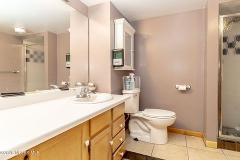 Tiny photo for 1308 Oaktree Court, Oregon, OH 43616 (MLS # 10003883)