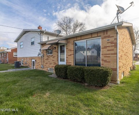 Tiny photo for 5513 San Pedro Drive, Toledo, OH 43612 (MLS # 10005645)