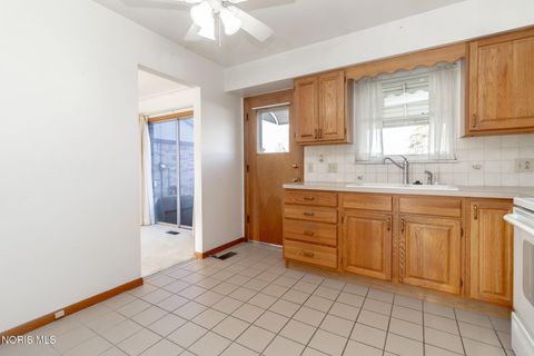 Tiny photo for 5513 San Pedro Drive, Toledo, OH 43612 (MLS # 10005645)