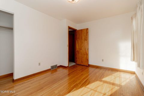 Tiny photo for 5513 San Pedro Drive, Toledo, OH 43612 (MLS # 10005645)