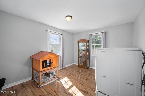 Tiny photo for 11215 Waterville Street, Whitehouse, OH 43571 (MLS # 10004938)