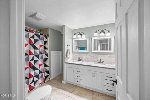 Tiny photo for 11215 Waterville Street, Whitehouse, OH 43571 (MLS # 10004938)