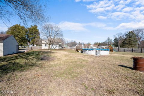 Tiny photo for 11215 Waterville Street, Whitehouse, OH 43571 (MLS # 10004938)