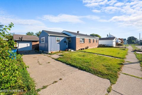 Tiny photo for 2827 126th Street, Toledo, OH 43611 (MLS # 10000226)