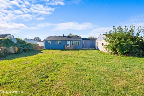 Tiny photo for 2827 126th Street, Toledo, OH 43611 (MLS # 10000226)