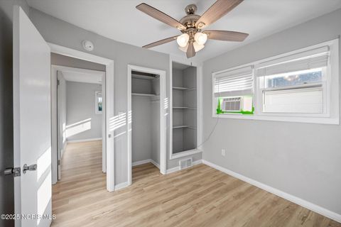 Tiny photo for 2827 126th Street, Toledo, OH 43611 (MLS # 10000226)