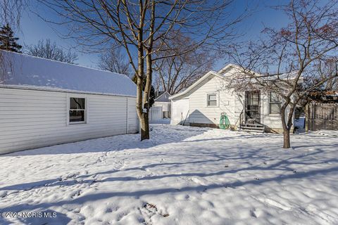 Tiny photo for 102 Silver Maple Drive, Perrysburg, OH 43551 (MLS # 10002229)