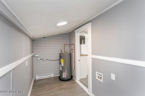 Tiny photo for 102 Silver Maple Drive, Perrysburg, OH 43551 (MLS # 10002229)