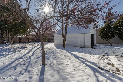 Tiny photo for 102 Silver Maple Drive, Perrysburg, OH 43551 (MLS # 10002229)