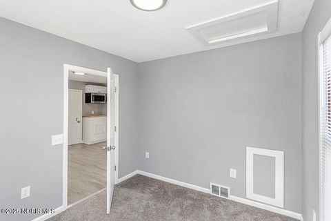 Tiny photo for 102 Silver Maple Drive, Perrysburg, OH 43551 (MLS # 10002229)