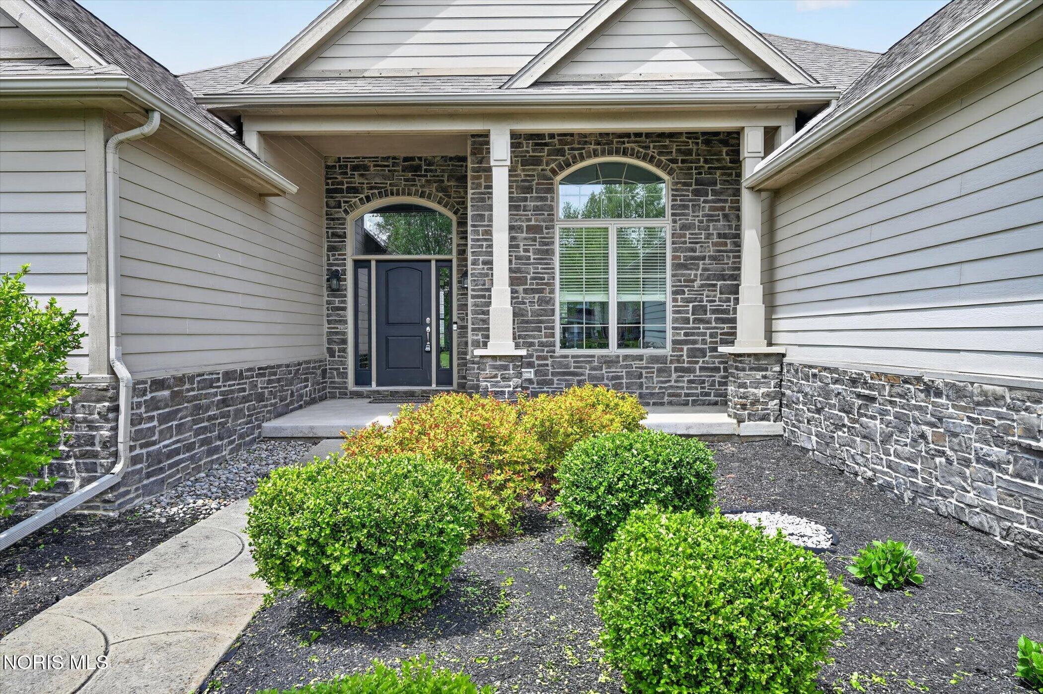 2998 Stonegate Drive