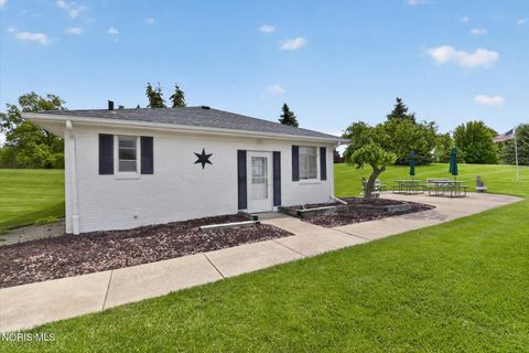 Tiny photo for 4331 N Watercrest Drive, Toledo, OH 43614 (MLS # 10007864)