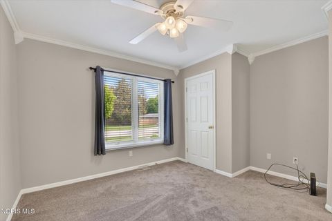 Tiny photo for 4331 N Watercrest Drive, Toledo, OH 43614 (MLS # 10007864)