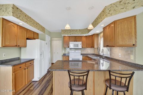 Tiny photo for 4331 N Watercrest Drive, Toledo, OH 43614 (MLS # 10007864)