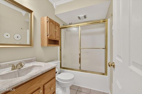 Tiny photo for 4331 N Watercrest Drive, Toledo, OH 43614 (MLS # 10007864)