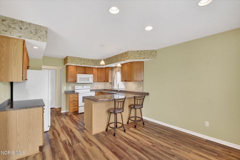 Tiny photo for 4331 N Watercrest Drive, Toledo, OH 43614 (MLS # 10007864)