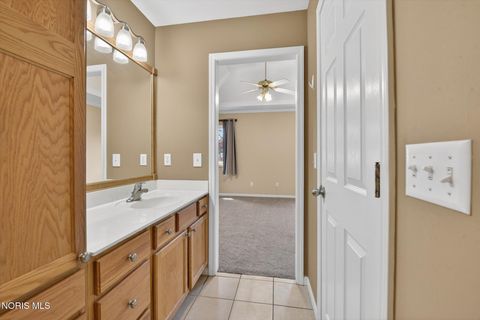 Tiny photo for 4331 N Watercrest Drive, Toledo, OH 43614 (MLS # 10007864)