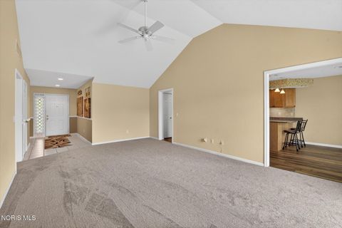 Tiny photo for 4331 N Watercrest Drive, Toledo, OH 43614 (MLS # 10007864)