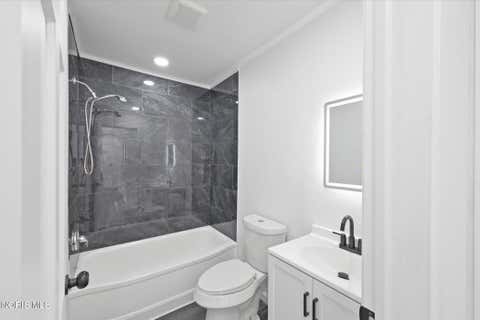 Tiny photo for 225 E Northgate Parkway, Toledo, OH 43612 (MLS # 10011127)