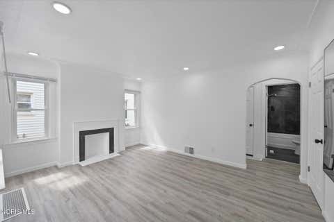 Tiny photo for 225 E Northgate Parkway, Toledo, OH 43612 (MLS # 10011127)