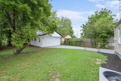 Tiny photo for 225 E Northgate Parkway, Toledo, OH 43612 (MLS # 10011127)
