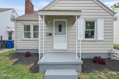 Tiny photo for 225 E Northgate Parkway, Toledo, OH 43612 (MLS # 10011127)