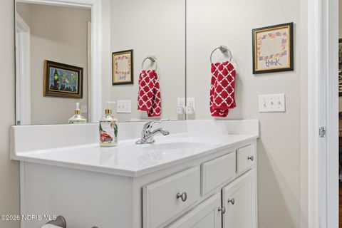 Tiny photo for 5251 Quarry Side Drive, Sylvania, OH 43560 (MLS # 10003436)