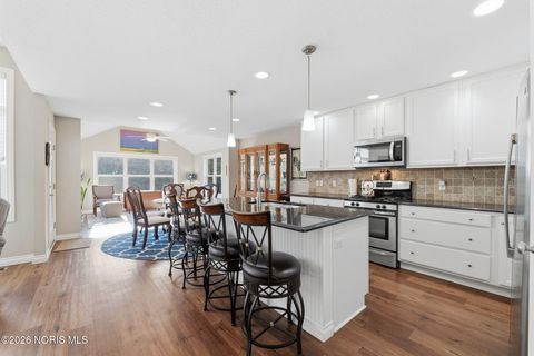 Tiny photo for 5251 Quarry Side Drive, Sylvania, OH 43560 (MLS # 10003436)